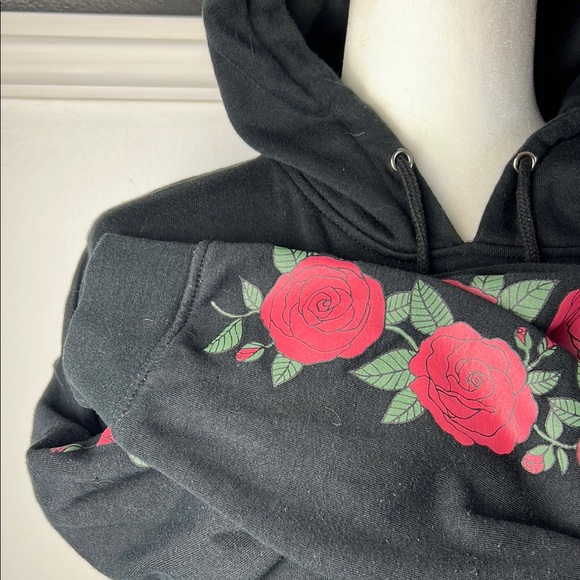 EMPYRE Black Hoodie with Rose Sleeves and Skeleton Hand Embroidery - Picture 6 of 7